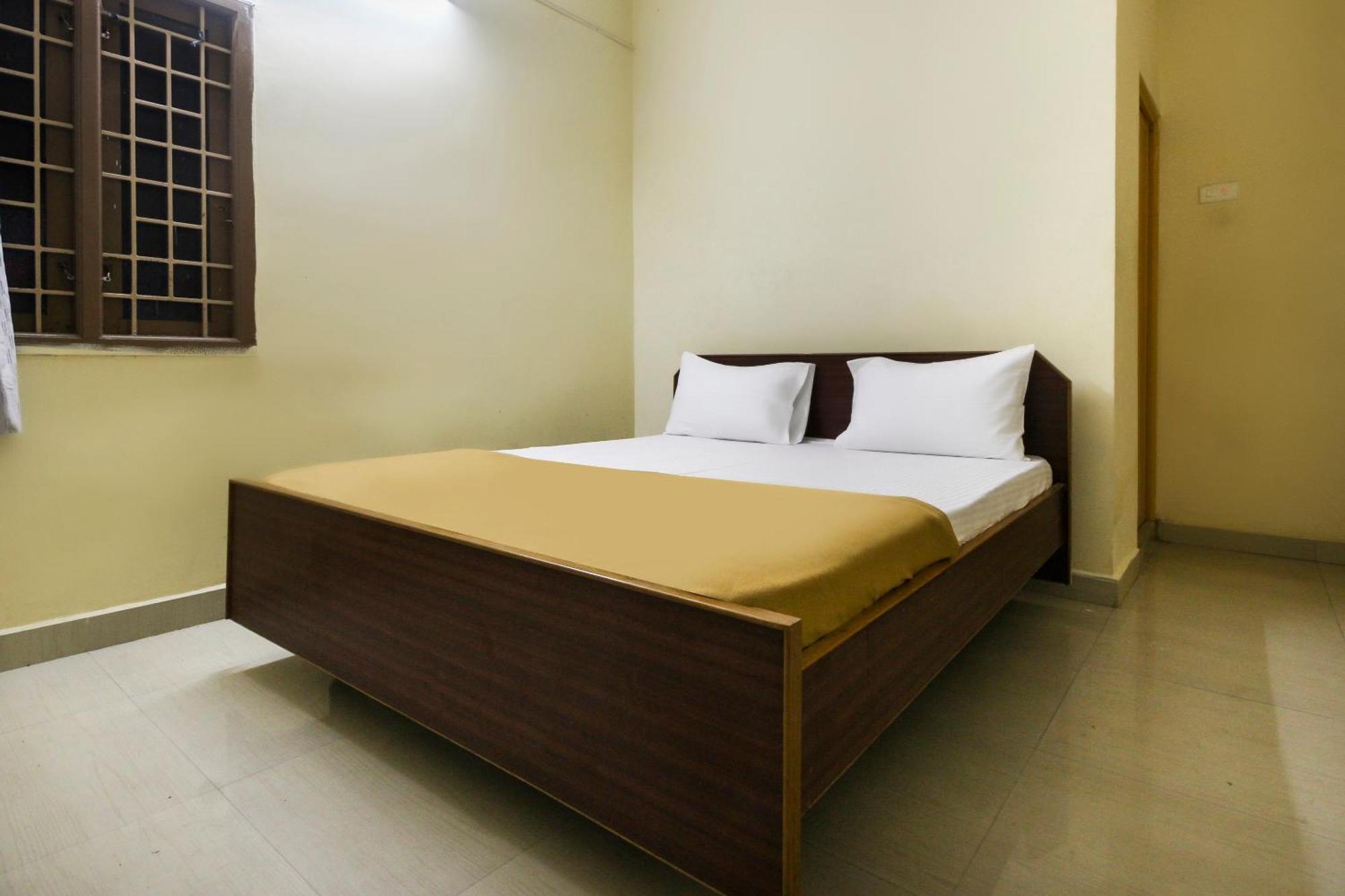 Готель Spot On Jayalakshmi Residency Non Ac Kovilpatti Екстер'єр фото