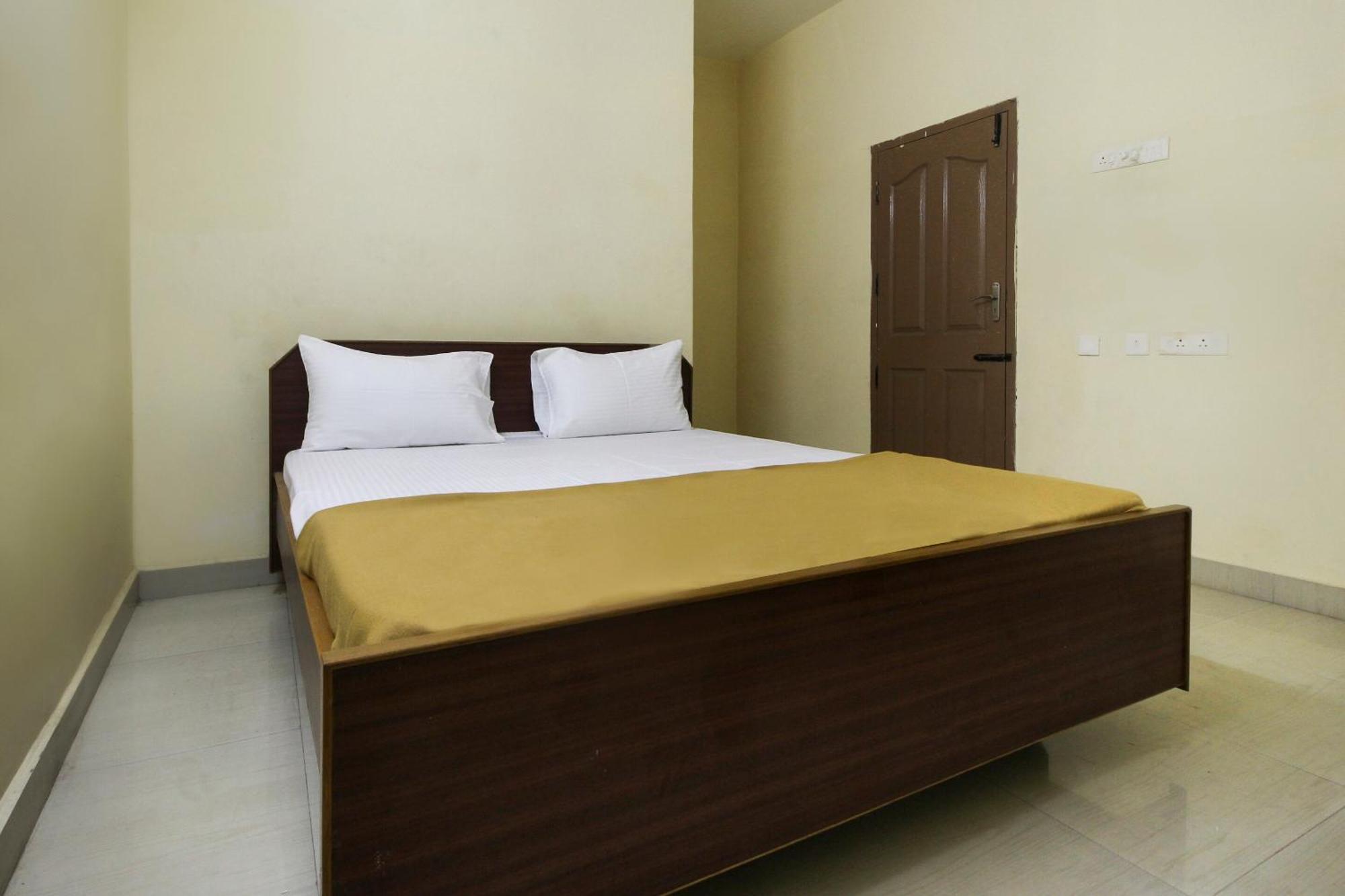 Готель Spot On Jayalakshmi Residency Non Ac Kovilpatti Екстер'єр фото